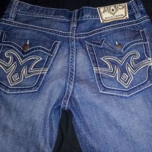 I have a pairs of mens jeans.